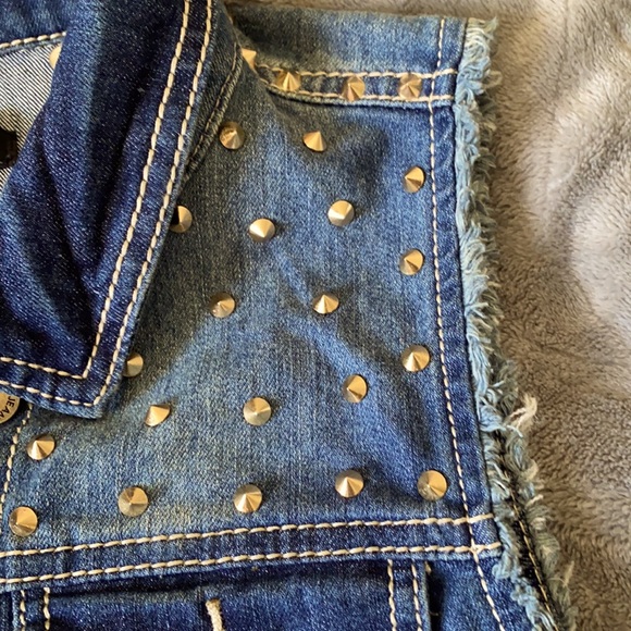 Studded Jean Vest - Picture 3 of 3